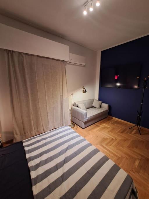 Chic Comfort: Where Cozy Meets Professional Aten Exteriör bild
